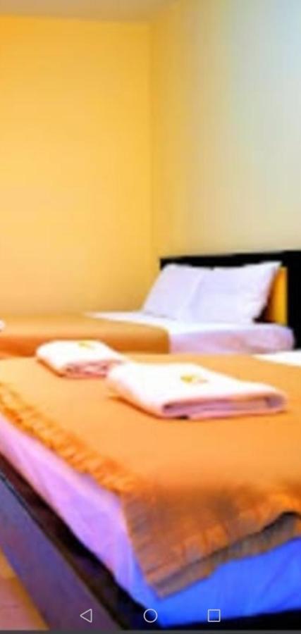 Zahaar Inn Batu Feringgi Ngoại thất bức ảnh